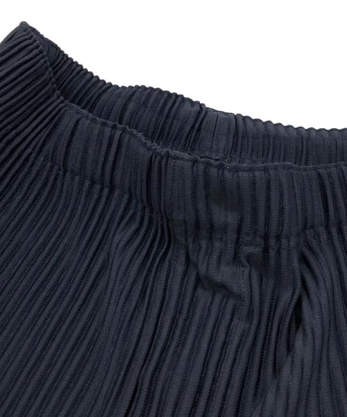 HOMME PLISSE ISSEY MIYAKE（オム プリッセ イッセイ ミヤケ）HOMME PLISSE ISSEY MIYAKE (オム プリッセ イッセイ ミヤケ) プリーツパンツ ネイビー サイズ:3の古着・服飾アイテム