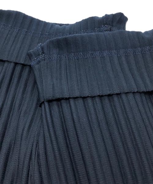 HOMME PLISSE ISSEY MIYAKE（オム プリッセ イッセイ ミヤケ）HOMME PLISSE ISSEY MIYAKE (オム プリッセ イッセイ ミヤケ) プリーツテーパードイージーパンツ メンズ パンツ ネイビー サイズ:1の古着・服飾アイテム