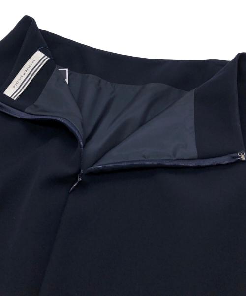 BORDERS at BALCONY（ボーダーズアットバルコニー）BORDERS AT BALCONY (ボーダーズアットバルコニー) BORDER RUFFLED SKIRT ネイビー サイズ:36 未使用品の古着・服飾アイテム