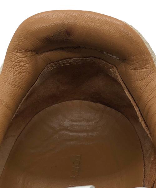 TORY BURCH（トリーバーチ）TORY BURCH (トリーバーチ) T Monogram Ladybug ベージュ サイズ:	SIZE 7 1/2の古着・服飾アイテム