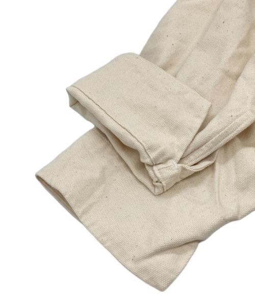 45R（フォーティファイブ・アール）45R (フォーティファイブ・アール) ONEONE いろいろホワイトのフリルチュニック ベージュ サイズ:00の古着・服飾アイテム