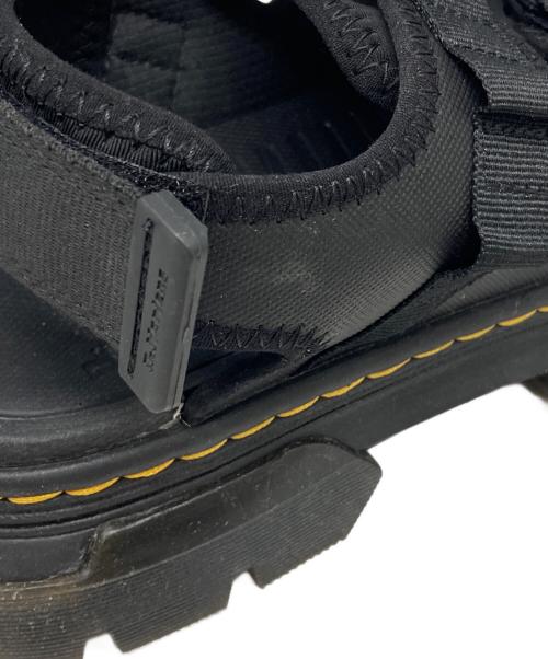 Dr.Martens（ドクターマーチン）Dr.Martens (ドクターマーチン) JERICHOサンダル ブラック サイズ:UK7の古着・服飾アイテム