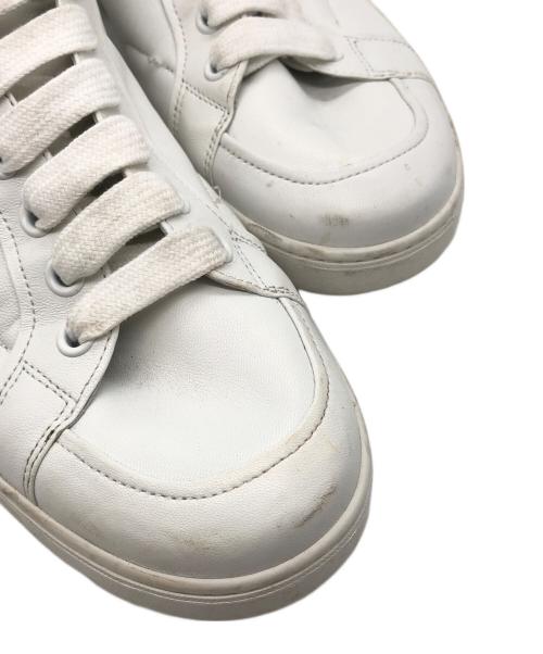 PRADA（プラダ）PRADA (プラダ) サイドジップハイカットスニーカー ホワイト サイズ:8の古着・服飾アイテム