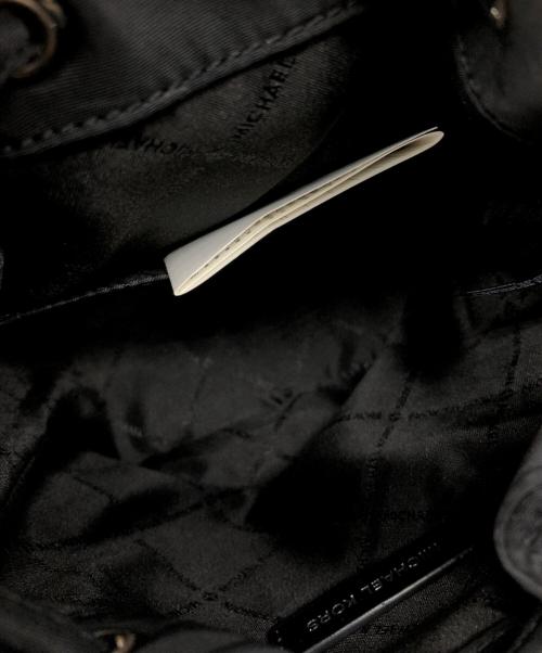MICHAEL KORS（マイケル・コース）MICHAEL KORS (マイケル・コース) スモールバケット クロスボディ ブラック サイズ:下記参照の古着・服飾アイテム