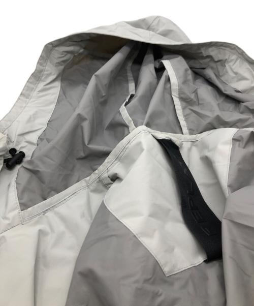 REPLAY（リプレイ）REPLAY (リプレイ) ライトコーテッドナイロン フーディー グレー サイズ:Sの古着・服飾アイテム