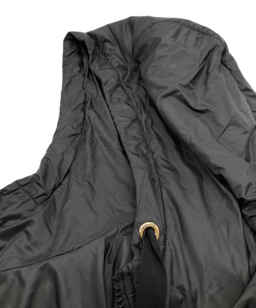 MaxMara（マックスマーラ）MaxMara (マックスマーラ) テクニカルキルティングジレ ブラック サイズ:Mの古着・服飾アイテム