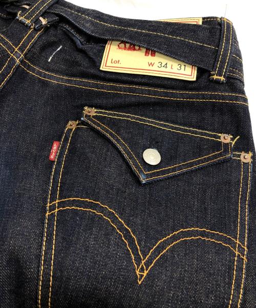 COMME des GARCONS JUNYA WATANABE MAN（コム デ ギャルソン ジュンヤ ワタナベ マン）COMME des GARCONS JUNYA WATANABE MAN (コム デ ギャルソン ジュンヤ ワタナベ マン) LEVI'S (リーバイス) 綿セルヴィッチデニム インディゴ サイズ:Mの古着・服飾アイテム