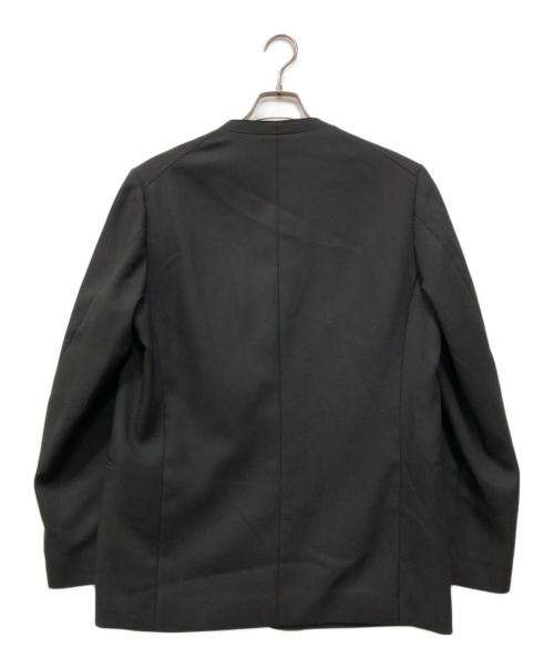 INVERT（インバート）INVERT (インバート) ポリエステルフェイクツイードノーカラーボタンレスジャケット ブラック サイズ:3の古着・服飾アイテム