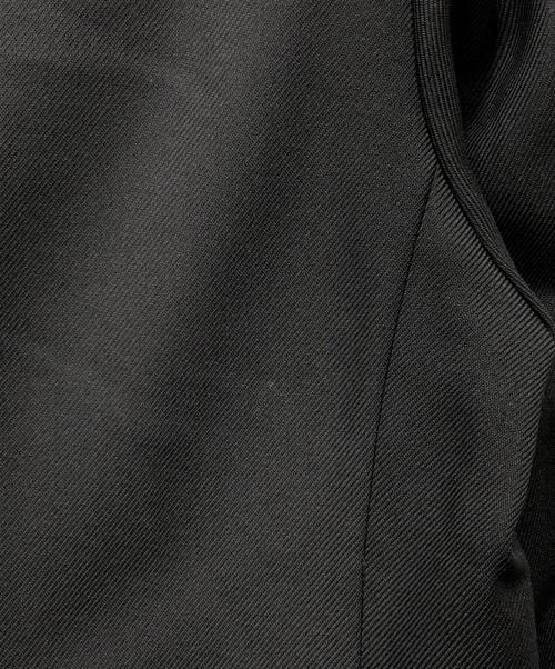 INVERT（インバート）INVERT (インバート) ポリエステルフェイクツイードノーカラーボタンレスジャケット ブラック サイズ:3の古着・服飾アイテム