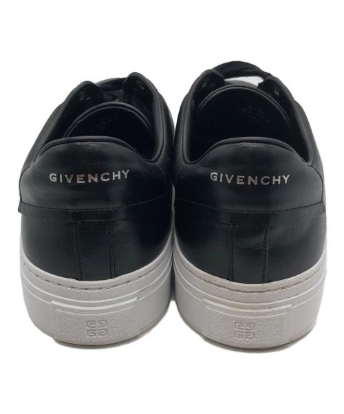 GIVENCHY（ジバンシィ）GIVENCHY (ジバンシィ) スニーカー ブラック サイズ:EU41の古着・服飾アイテム