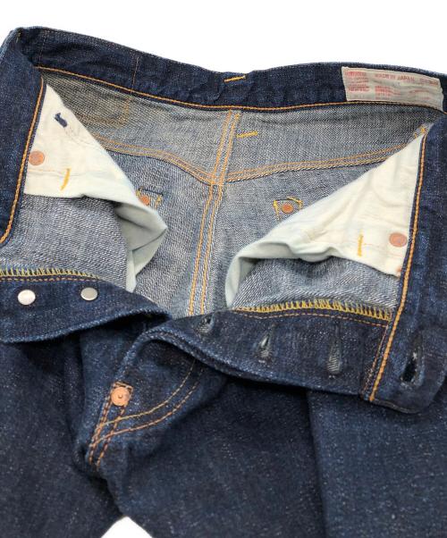 EVISU（エヴィス）EVISU (エヴィス) ボタンフライデニムパンツ インディゴ サイズ:36の古着・服飾アイテム