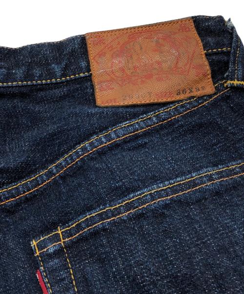 EVISU（エヴィス）EVISU (エヴィス) ボタンフライデニムパンツ インディゴ サイズ:36の古着・服飾アイテム