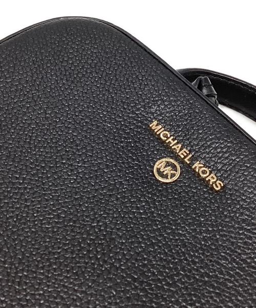 MICHAEL KORS（マイケルコース）MICHAEL KORS (マイケルコース) JET SET CHARM トップハンドルクロスボディバッグ ブラック サイズ:下記参照の古着・服飾アイテム