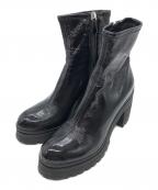 MIU MIUミュウミュウ）の古着「エナメルチャンキーヒールブーツ」｜ブラック