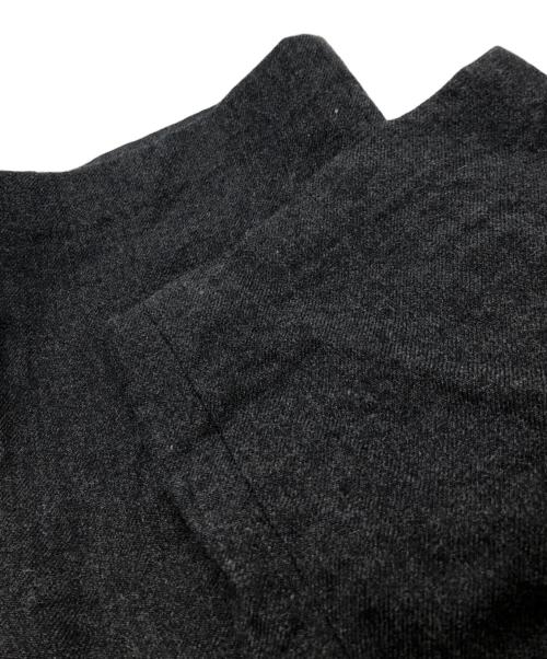 COMME des GARCONS（コムデギャルソン）COMME des GARCONS (コムデギャルソン) タックウールパンツ グレー サイズ:Lの古着・服飾アイテム