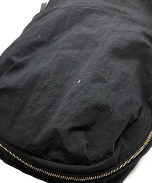 NIZYU KANO（ニジュウカノウ）nizyu kano (ニジュウカノウ) 別注ライトナイロンリュック ブラック サイズ:下記参照の古着・服飾アイテム