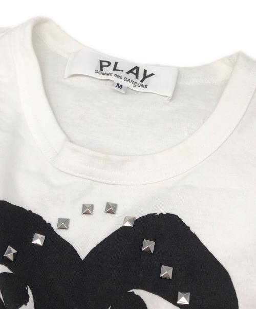 PLAY COMME des GARCONS（プレイコムデギャルソン）PLAY COMME des GARCONS (プレイコムデギャルソン) スタッズハートプリントTシャツ ホワイト サイズ:Mの古着・服飾アイテム