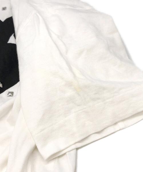 PLAY COMME des GARCONS（プレイコムデギャルソン）PLAY COMME des GARCONS (プレイコムデギャルソン) スタッズハートプリントTシャツ ホワイト サイズ:Mの古着・服飾アイテム