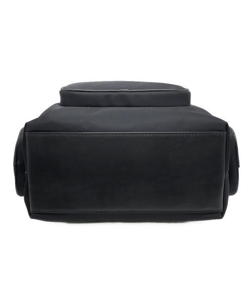 MICHAEL KORS（マイケル・コース）MICHAEL KORS (マイケル・コース) KHAI カーゴ ポケット トート スモールショルダーバッグ ブラック サイズ:下記参照の古着・服飾アイテム