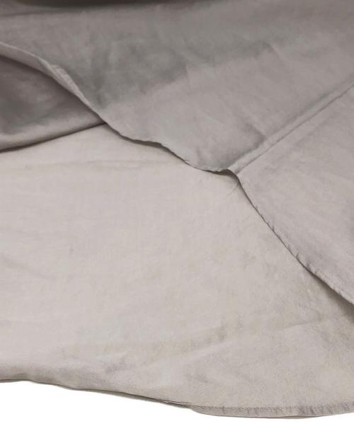 Drawing Numbers（ドローイングナンバーズ）Drawing Numbers (ドローイングナンバーズ) シャイニーシースルーノースリーブブラウス ベージュ サイズ:38の古着・服飾アイテム