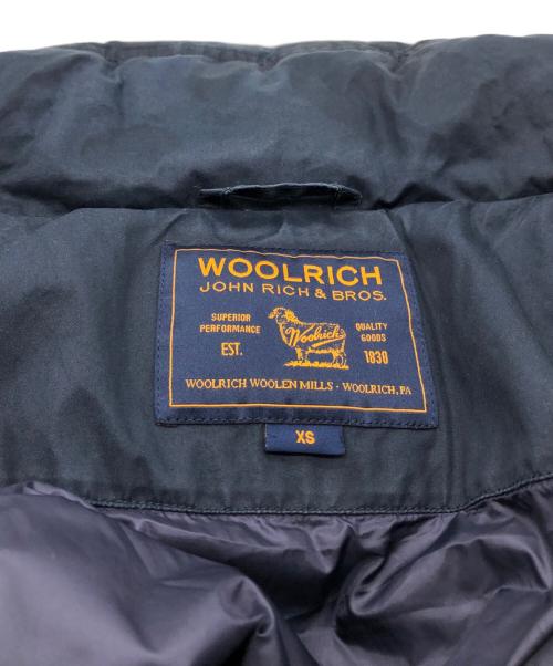 WOOLRICH（ウールリッチ）WOOLRICH (ウールリッチ) ダウンコート ネイビー サイズ:XSの古着・服飾アイテム