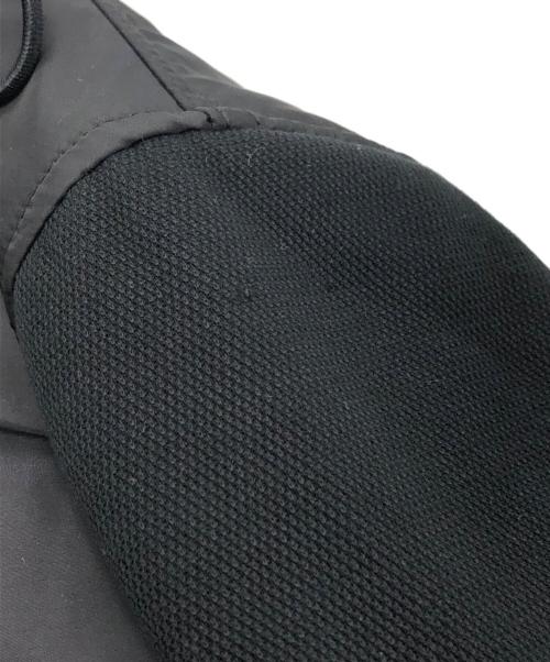 HUGO BOSS（ヒューゴ ボス）HUGO BOSS (ヒューゴ ボス) 中綿ジャケット ブラック サイズ:XLの古着・服飾アイテム