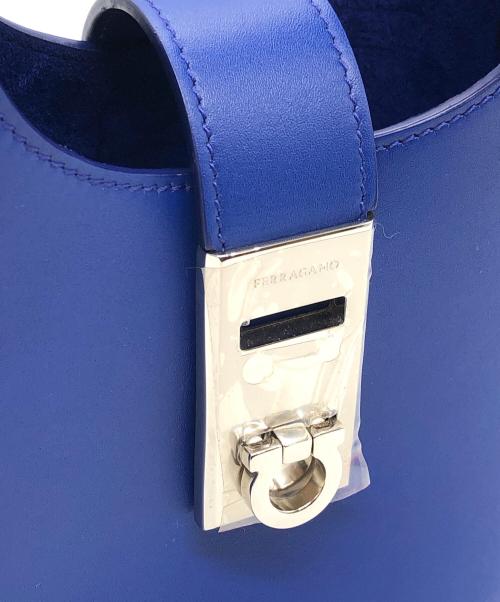 Ferragamo（フェラガモ）Ferragamo (フェラガモ) S.HOBO MINI パープル サイズ:下記参照の古着・服飾アイテム