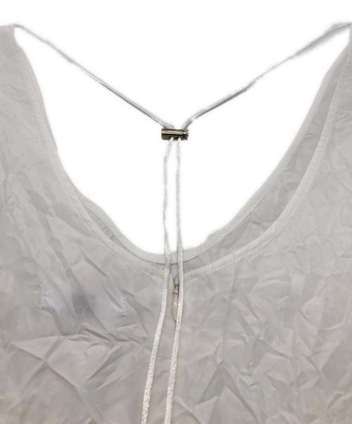 IHNN（イン）IHNN (イン) WRINCLE CHAMBRAY DRESS ホワイト サイズ:36の古着・服飾アイテム