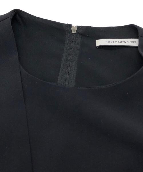 FOXEY NEWYORK（フォクシーニューヨーク）FOXEY NEWYORK (フォクシーニューヨーク) ノースリーブワンピース ブラック サイズ:40の古着・服飾アイテム