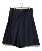 LOUIS VUITTONルイ ヴィトン）の古着「タックハーフパンツ」｜ブラック