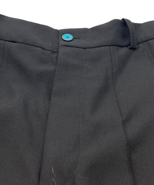 LOUIS VUITTON（ルイ ヴィトン）LOUIS VUITTON (ルイ ヴィトン) タックハーフパンツ ブラック サイズ:SIZE 54の古着・服飾アイテム