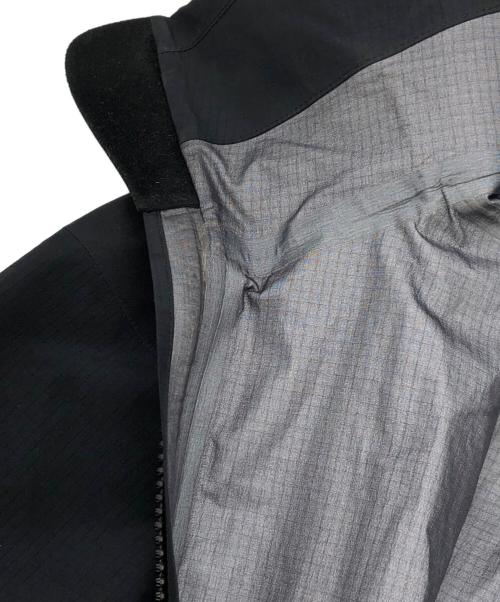 ARC'TERYX（アークテリクス）ARC'TERYX (アークテリクス) Beta AR jacket ブラック サイズ:Mの古着・服飾アイテム