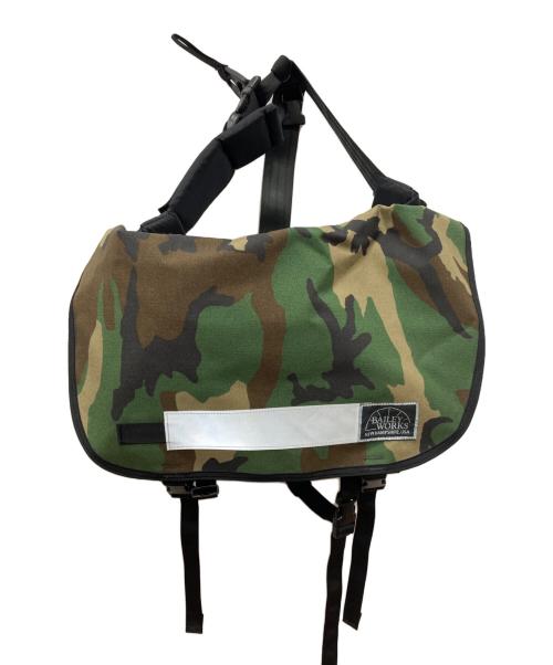 BAILEY WORKS（ベイリーワークス）BAILEY WORKS (ベイリーワークス) カモ柄メッセンジャーバッグ カーキの古着・服飾アイテム