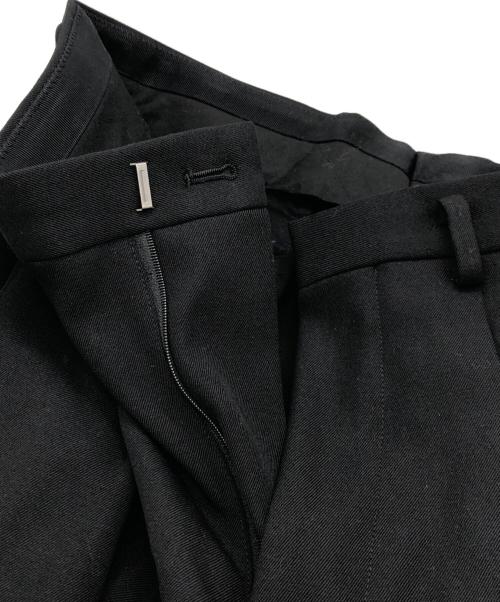 HEUGN（ユーゲン）HEUGN (ユーゲン) ウールソリッド2Pテーパードパンツ ブラック サイズ:2の古着・服飾アイテム