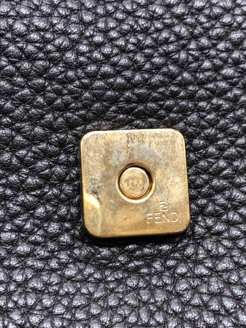 FENDI（フェンディ）FENDI (フェンディ) ハンドバッグ ブラウンの古着・服飾アイテム
