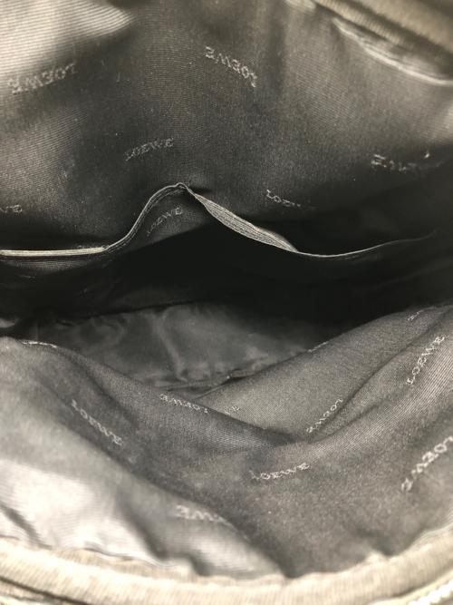 LOEWE（ロエベ）LOEWE (ロエベ) アナグラムショルダーバッグ ブラックの古着・服飾アイテム