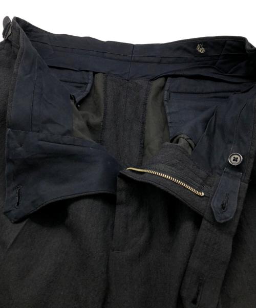 KAPTAIN SUNSHINE（キャプテンサンシャイン）KAPTAIN SUNSHINE (キャプテンサンシャイン) One-Pleats Trousers グレー サイズ:32の古着・服飾アイテム