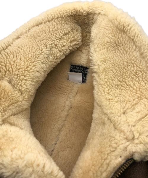 AVIREX（アヴィレックス）AVIREX (アヴィレックス) B-3ムートンジャケット ブラウン サイズ:38の古着・服飾アイテム