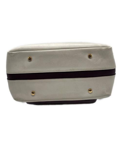 TOD'S（トッズ）TOD'S (トッズ) 2WAYショルダーバッグ ホワイトの古着・服飾アイテム