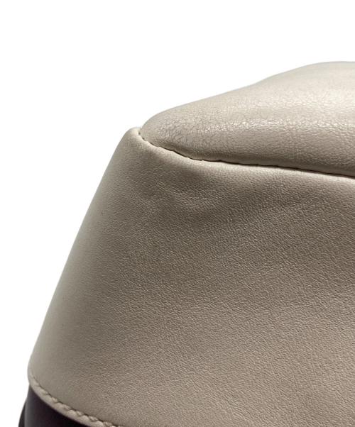 TOD'S（トッズ）TOD'S (トッズ) 2WAYショルダーバッグ ホワイトの古着・服飾アイテム