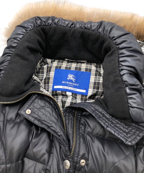 BURBERRY BLUE LABEL（バーバリーロンドンブルーレーベル）BURBERRY BLUE LABEL (バーバリーロンドンブルーレーベル) ダウンコート ブラック サイズ:38の古着・服飾アイテム