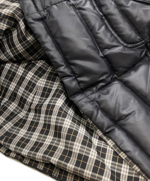 BURBERRY BLUE LABEL（バーバリーロンドンブルーレーベル）BURBERRY BLUE LABEL (バーバリーロンドンブルーレーベル) ダウンコート ブラック サイズ:38の古着・服飾アイテム