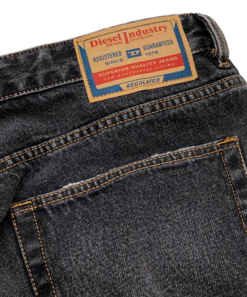 DIESEL（ディーゼル）DIESEL (ディーゼル) relaxed jeans d-rise ブラック サイズ:36の古着・服飾アイテム
