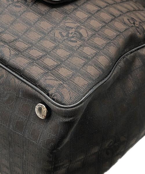 CHANEL（シャネル）CHANEL (シャネル) ニュートラベルライントートMM ブラウン サイズ:下記参照の古着・服飾アイテム