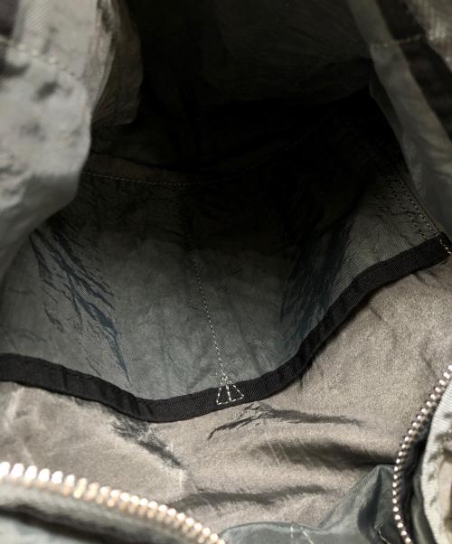 MADNESS（マッドネス）MADNESS (マッドネス) POTR (ピー・オー・ティー・アール) BACKPACK グレー サイズ:下記参照の古着・服飾アイテム