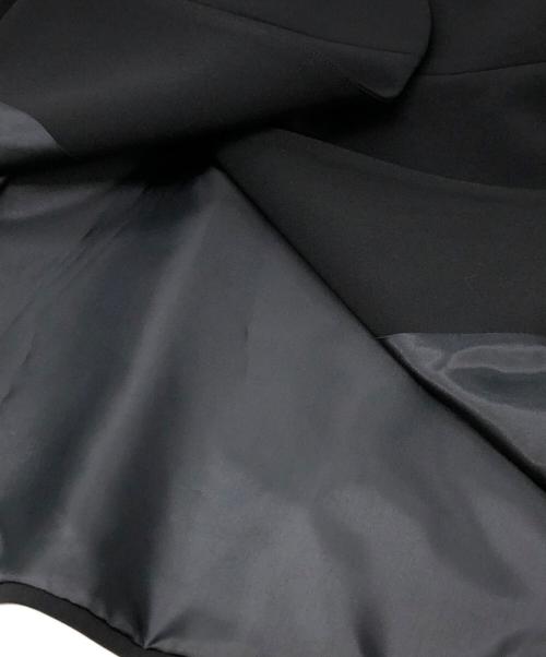 HLM（エイチエルエム）hLM (エイチエルエム) カーヴィーネックジレ ベスト ブラック サイズ:38の古着・服飾アイテム