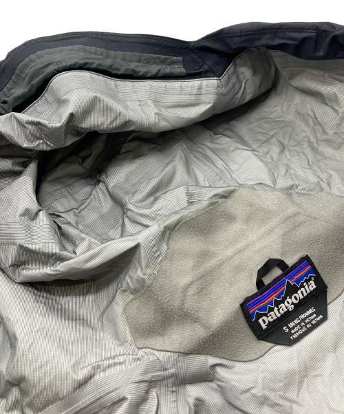 Patagonia（パタゴニア）Patagonia (パタゴニア) TORRENTSHELL 3L JACKET ブラック サイズ:Sの古着・服飾アイテム