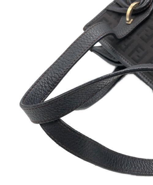 FENDI（フェンディ）FENDI (フェンディ) ズッカハンドバッグ ブラウン サイズ:下記参照の古着・服飾アイテム