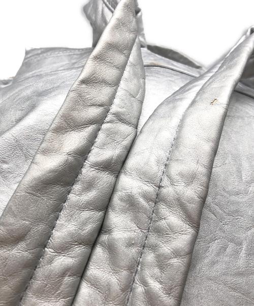 ZUCCA（ズッカ）ZUCCA (ズッカ) EMBOSSバック シルバー サイズ:下記参照の古着・服飾アイテム