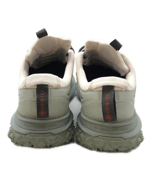 NIKE ACG（ナイキエーシージー）NIKE ACG (ナイキエーシージー) MOUNTAIN FLY 2 LOW GTX ホワイト サイズ:27cmの古着・服飾アイテム